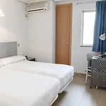 阿尔达帕伦西亚中心酒店 酒店