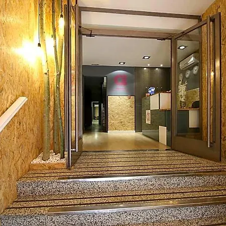 מלון Alda Centro *