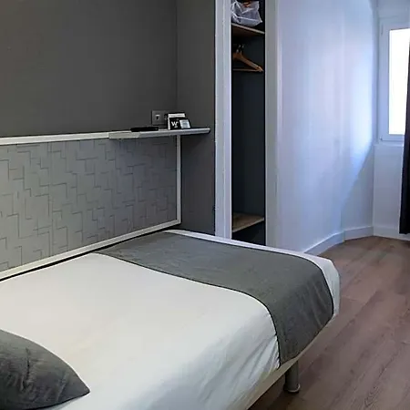 فندق Alda Centro *