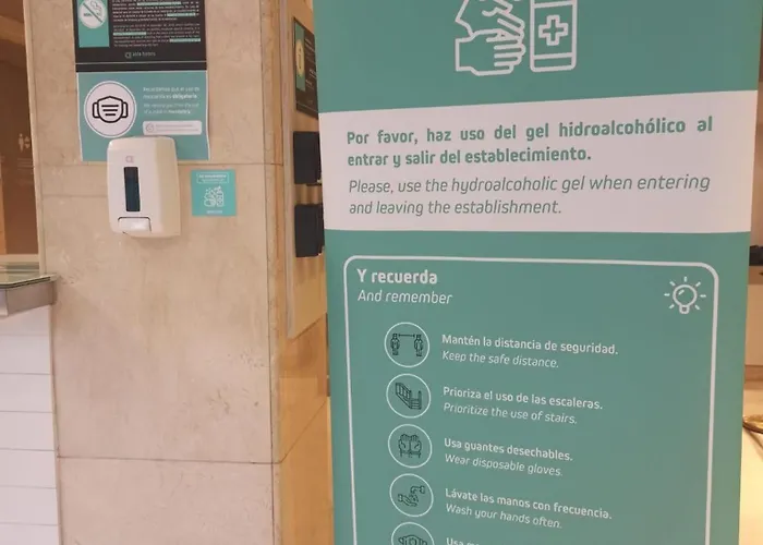 Отель Alda Centro