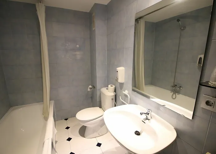 Отель Alda Centro